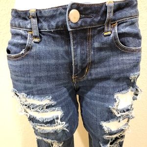 American Eagle distressed jegging size 4